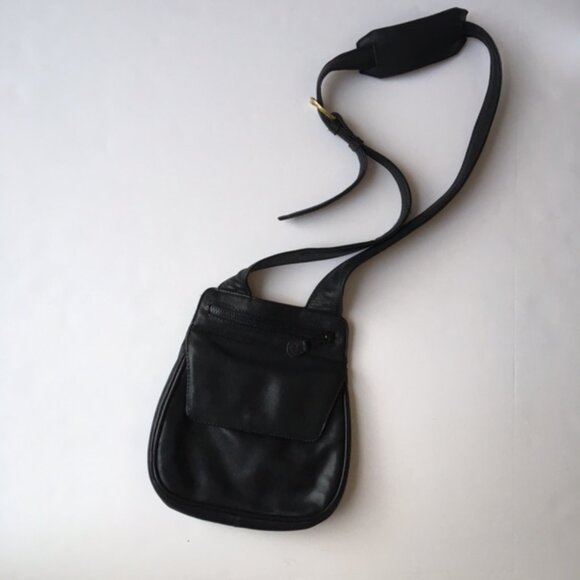TravelSmith Black Leather Crossbody Bag - Picture 11 of 11